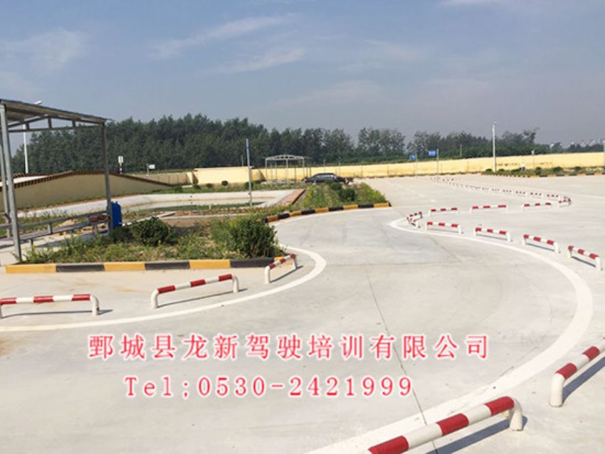 點(diǎn)擊查看詳細(xì)信息<br>標(biāo)題：校內(nèi)展示 閱讀次數(shù)：1311